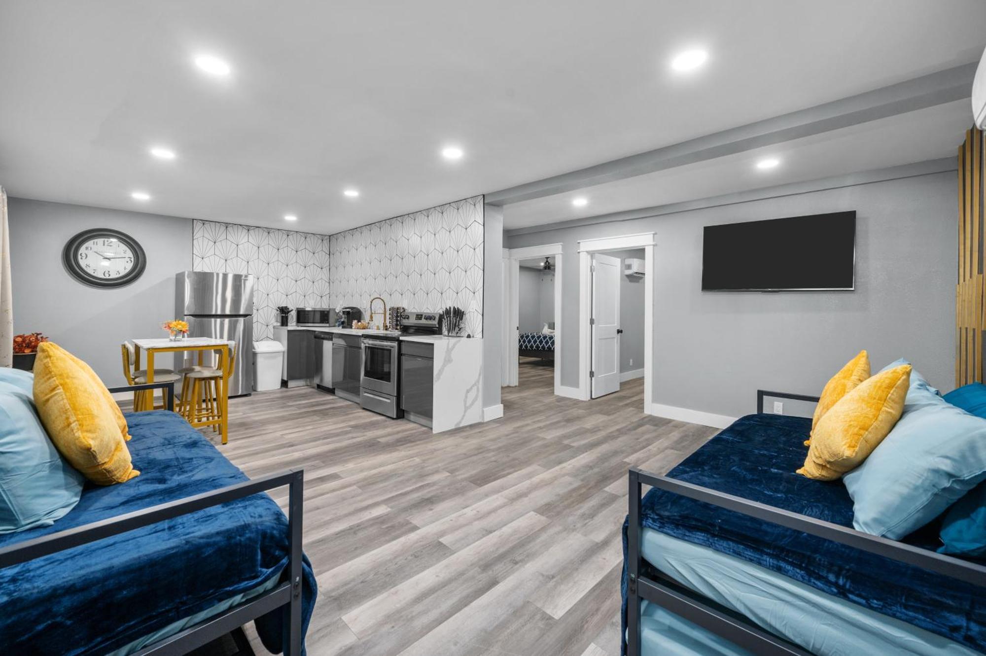 Modern 2Br City Center Getaway With Free Park 休斯敦 外观 照片